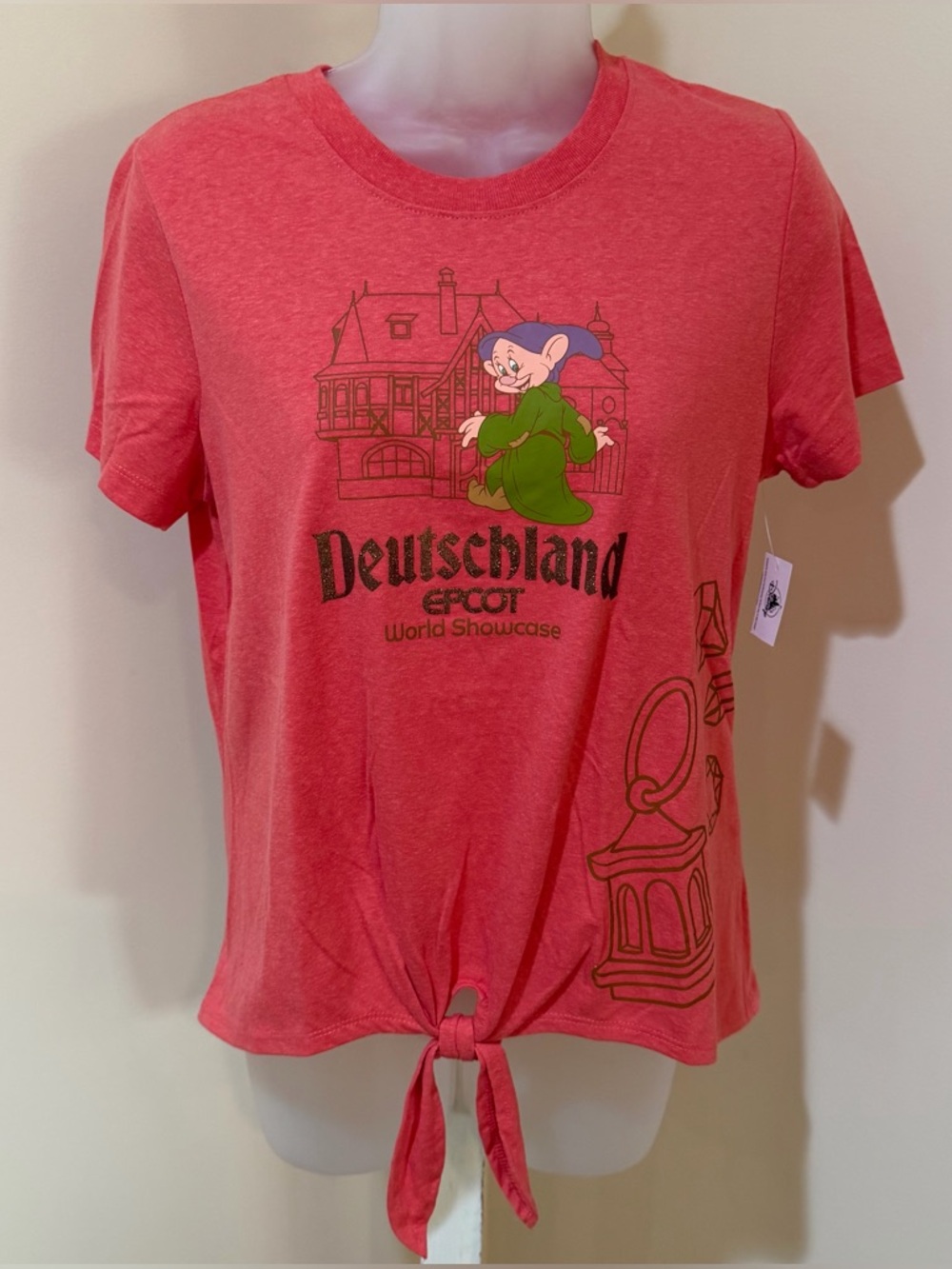 NEW DISNEY EPCOT WORLD SHOWCASE GERMANY DOPEY DEUTSCHLAND TIE FRONT SIZE SMALL